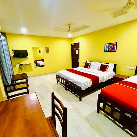 Madaparambil Residency Alwaye Luaran gambar