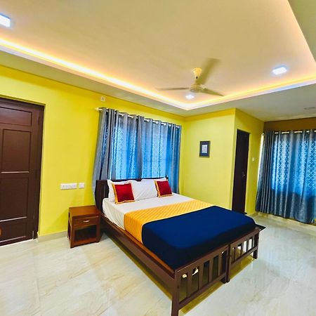 Madaparambil Residency Alwaye Luaran gambar