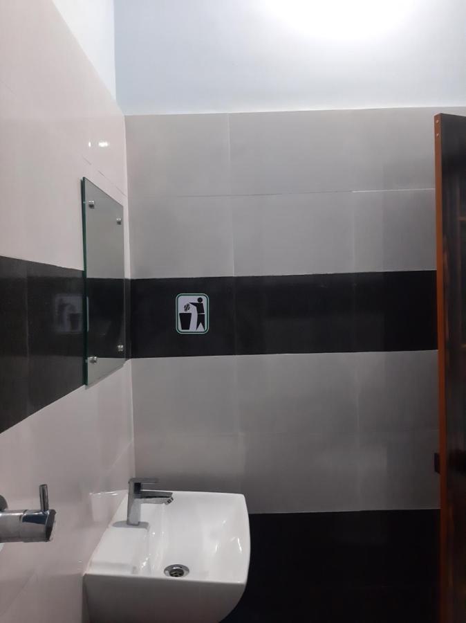 Madaparambil Residency Alwaye Luaran gambar