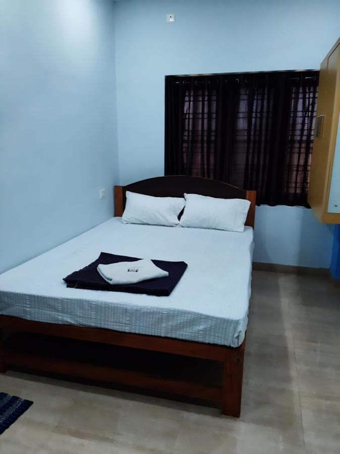 Madaparambil Residency Alwaye Luaran gambar