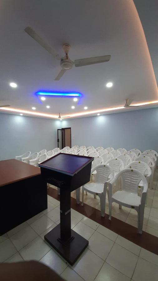 Madaparambil Residency Alwaye Luaran gambar