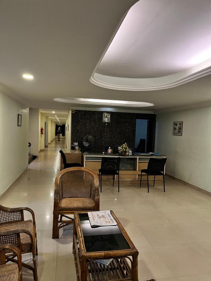 Madaparambil Residency Alwaye Luaran gambar