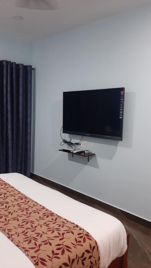 Madaparambil Residency Alwaye Luaran gambar