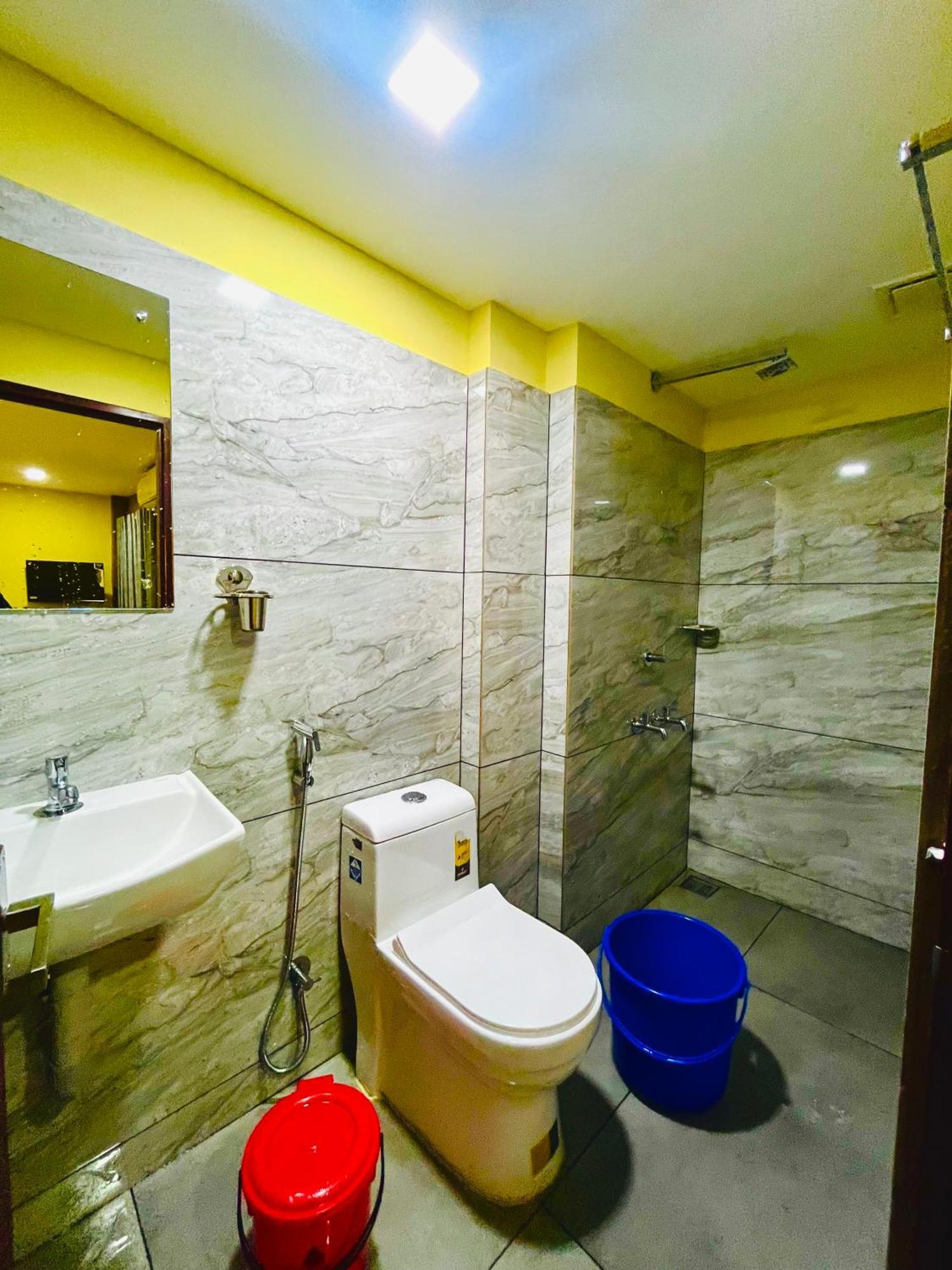 Madaparambil Residency Alwaye Luaran gambar
