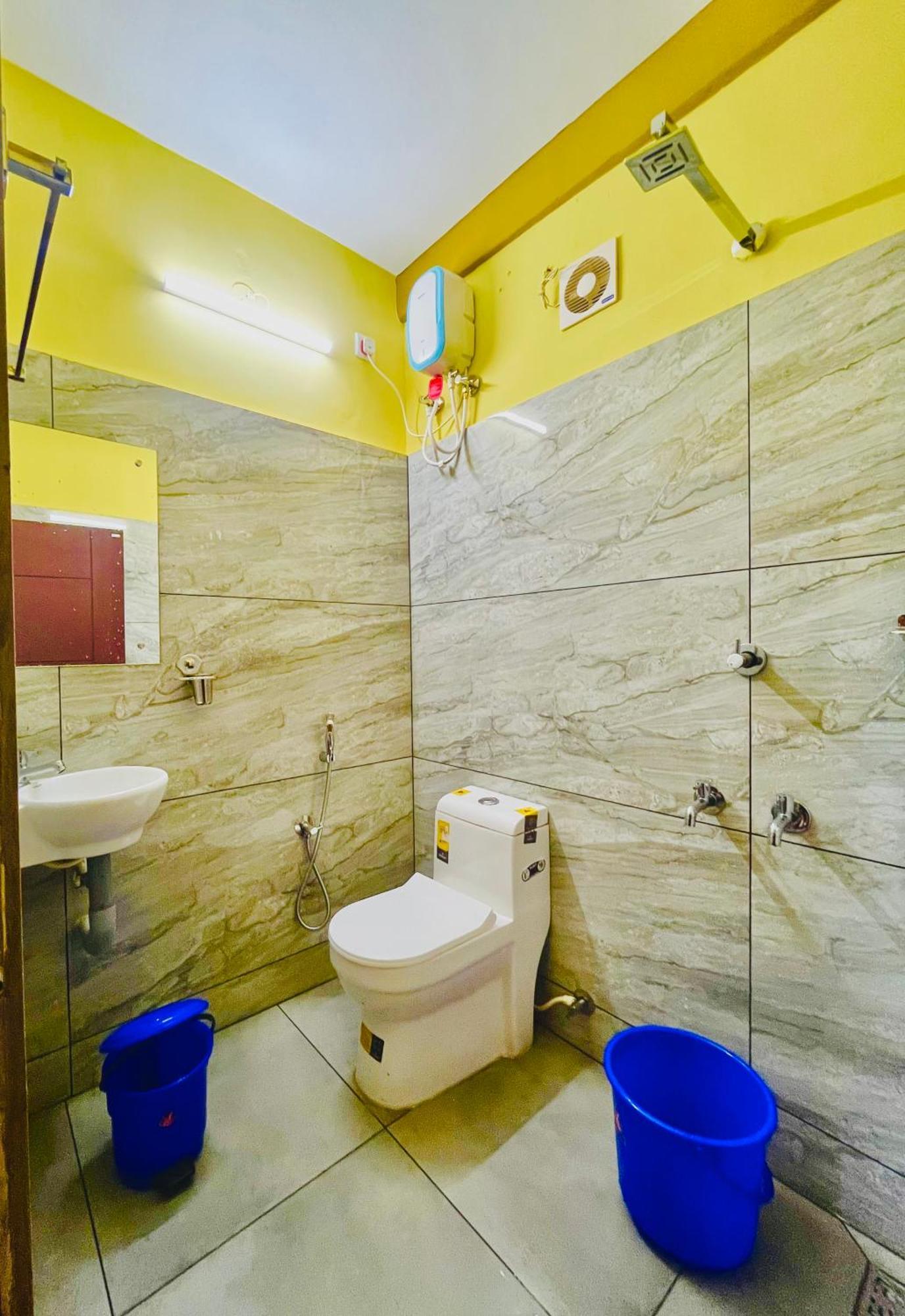 Madaparambil Residency Alwaye Luaran gambar