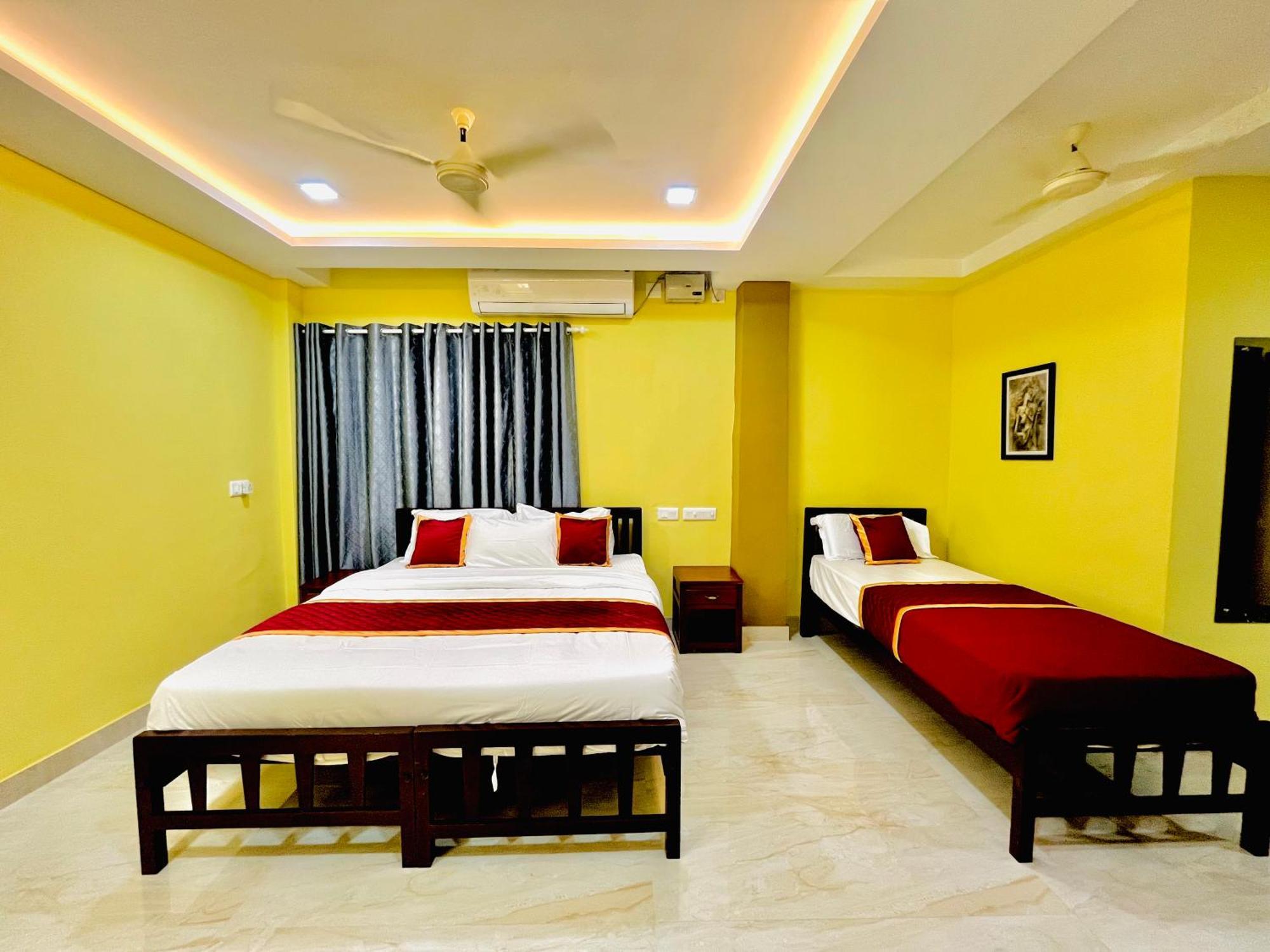 Madaparambil Residency Alwaye Luaran gambar